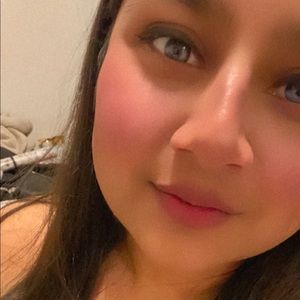 Meet your Posher, Priyanka